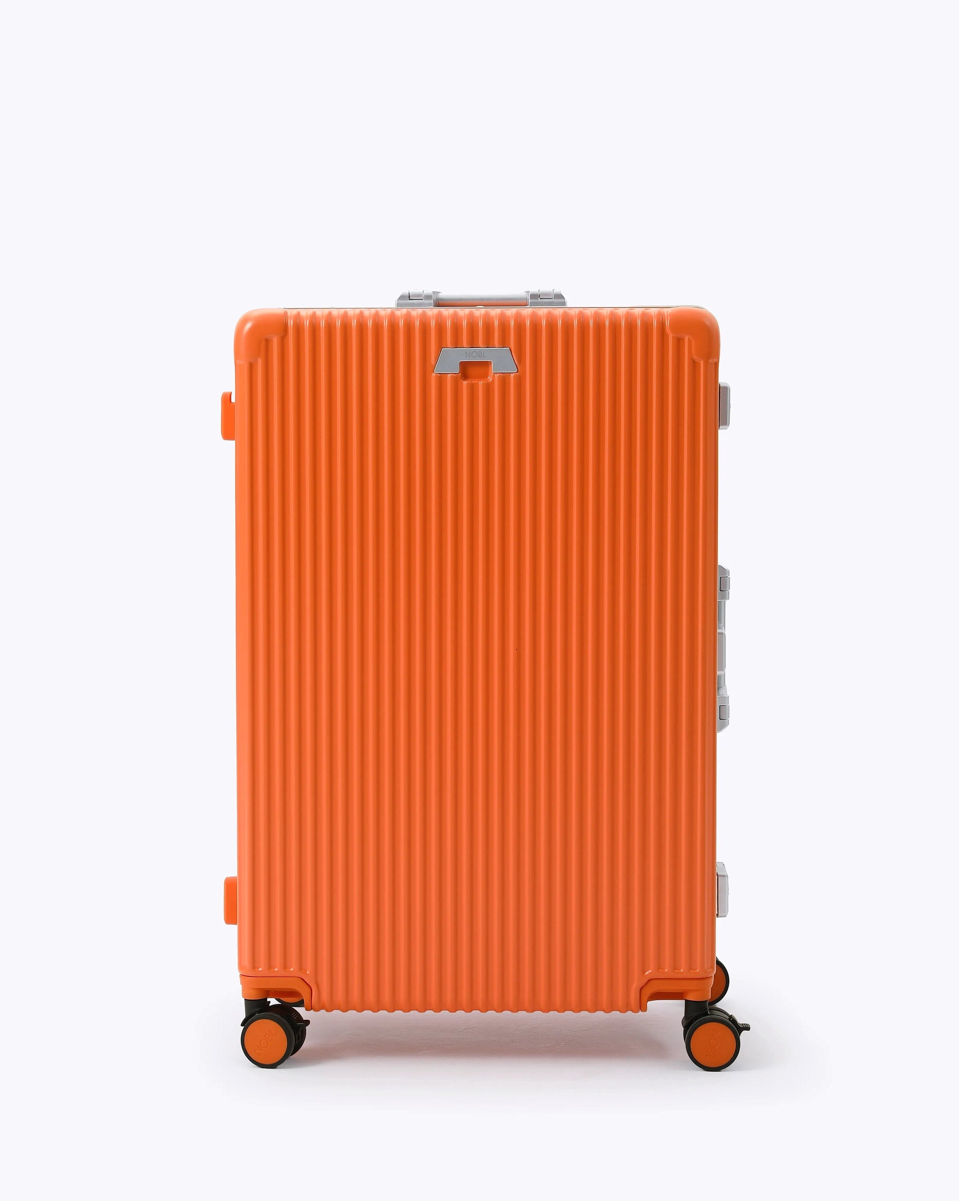 Check-In: All-In-One 28" — Voyager Elite